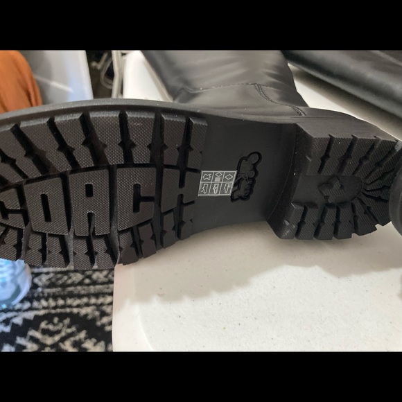 Coach boot size 6 - Picture 2 of 4